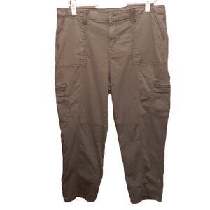 Chico's plus women's army green stretch twill cargo pants w/ snap tab cuffs 20 R